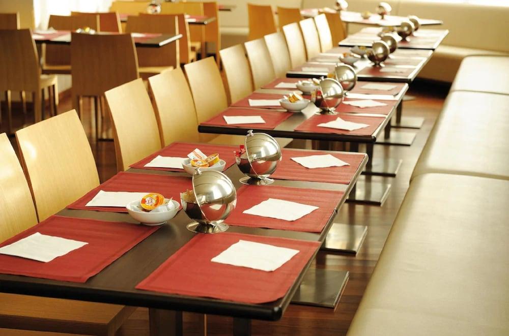 Asnières雷斯迪家阿斯尼耶尔公寓式酒店 外观 照片